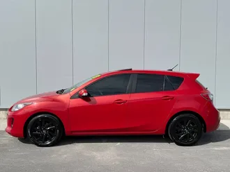 2013 Mazda MAZDA3 photo 2