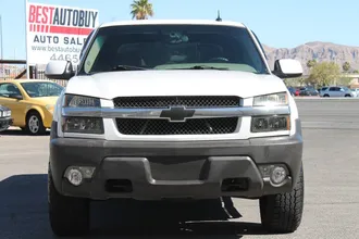 2003 Chevrolet Avalanche photo 2