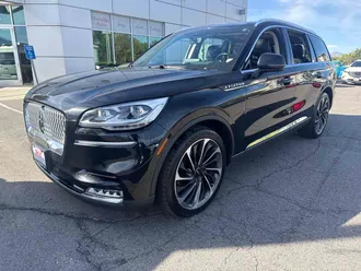 2020 Lincoln Aviator photo 2