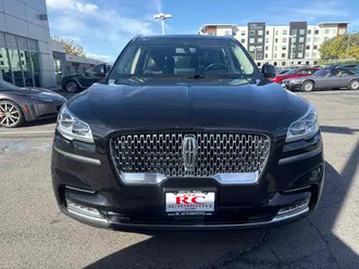 2020 Lincoln Aviator photo 3