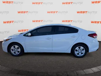 2018 Kia Forte photo 2
