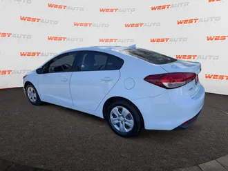 2018 Kia Forte photo 3