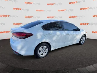 2018 Kia Forte photo 5