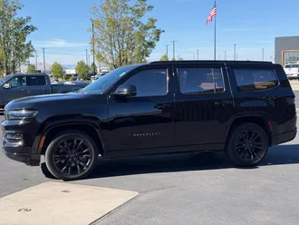 2023 Jeep Grand Wagoneer photo 6