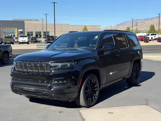 2023 Jeep Grand Wagoneer photo 7