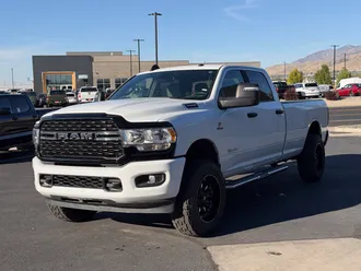 2024 Ram 3500 photo 7