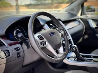 2013 Ford Edge photo 5
