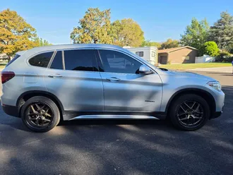 2017 BMW X1 photo 4
