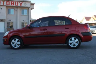 2007 Kia Rio photo 4