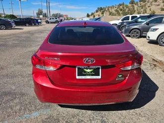 2012 Hyundai Elantra photo 7
