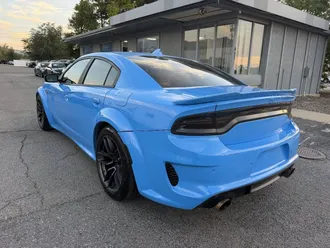 2019 Dodge Charger photo 3