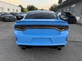 2019 Dodge Charger photo 4