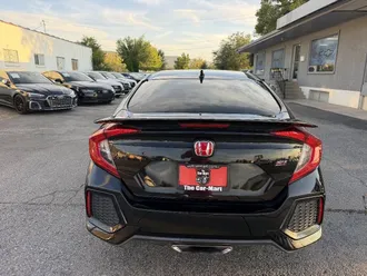 2018 Honda Civic photo 4
