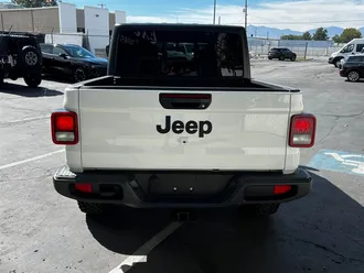 2023 Jeep Gladiator Sport S photo 6