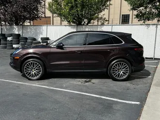 2020 Porsche Cayenne photo 4