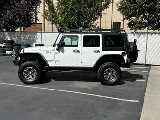 2013 Jeep Wrangler Unlimited Rubicon photo 4