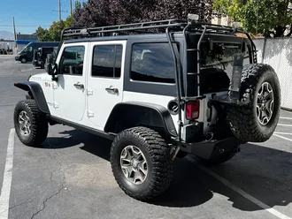 2013 Jeep Wrangler Unlimited Rubicon photo 5