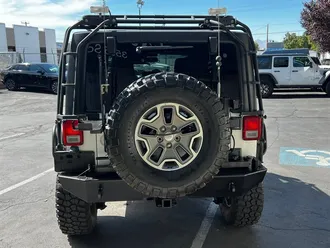 2013 Jeep Wrangler Unlimited Rubicon photo 6
