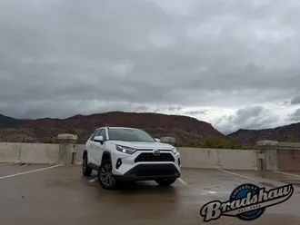 2024 Toyota RAV4 Hybrid photo 2