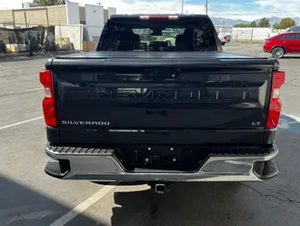 2023 Chevrolet Silverado 1500 LT photo 6
