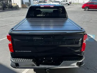2023 Chevrolet Silverado 1500 LT photo 7