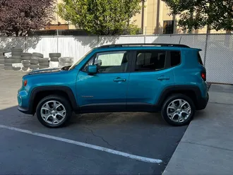 2019 Jeep Renegade Latitude photo 4