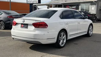2013 Volkswagen Passat photo 5
