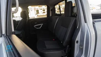 2017 Nissan Titan Crew Cab photo 7