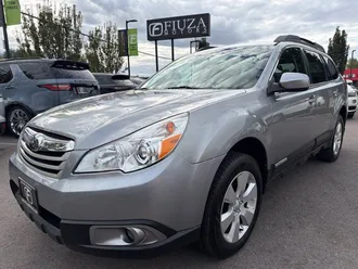 2010 Subaru Outback photo 5