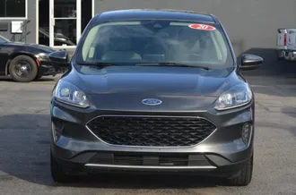 2020 Ford Escape photo 2