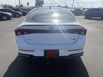 2021 Kia K5 photo 4