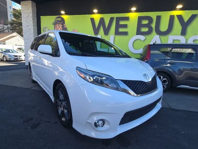 2016 Toyota Sienna