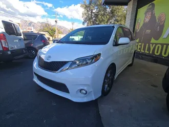 2016 Toyota Sienna photo 3