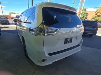 2016 Toyota Sienna photo 6