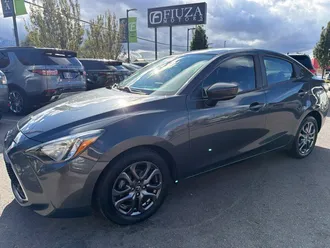2019 Toyota Yaris photo 4