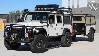 1993 Land Rover Defender 110 photo 4