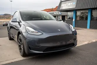 2020 Tesla Model Y photo 2
