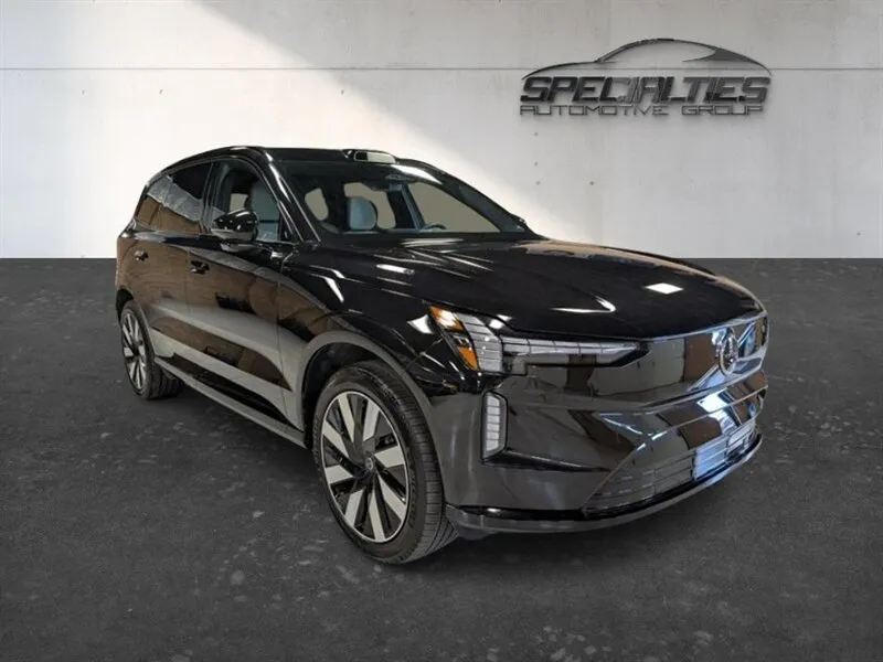 2025 Volvo EX90 Plus