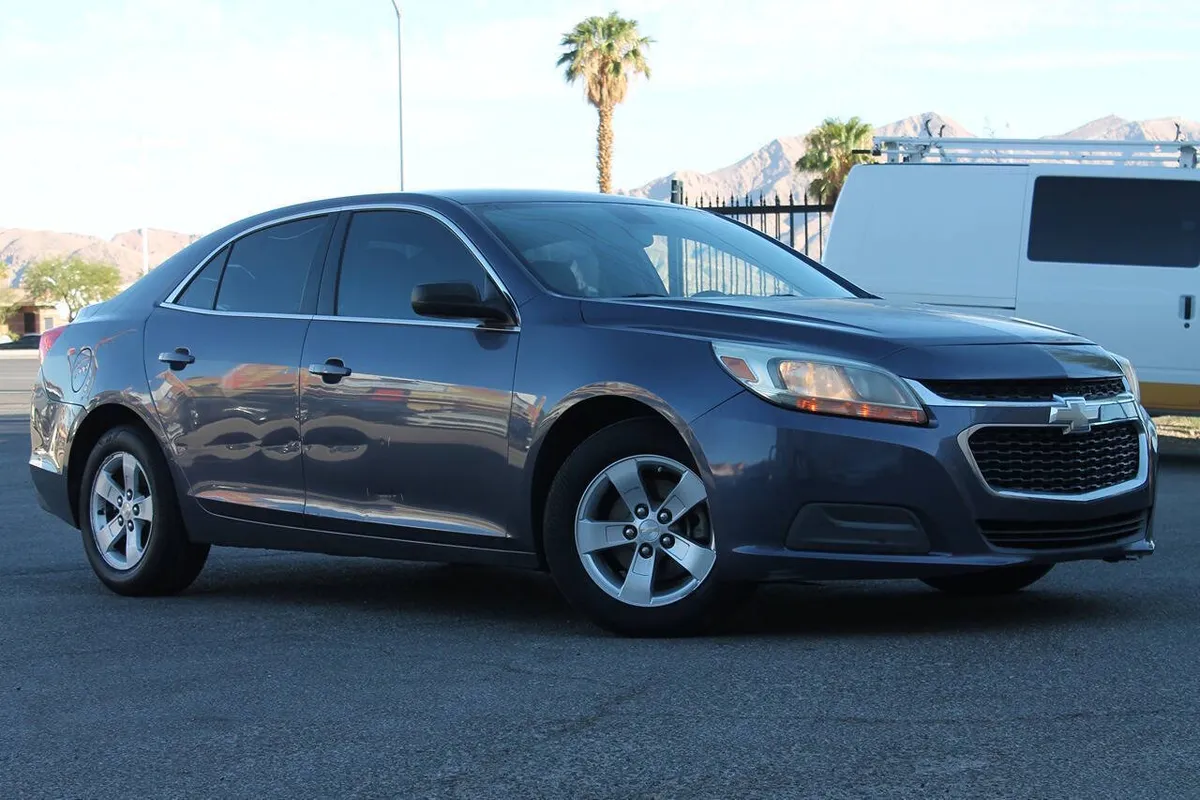 2014 Chevrolet Malibu LS 4dr Sedan