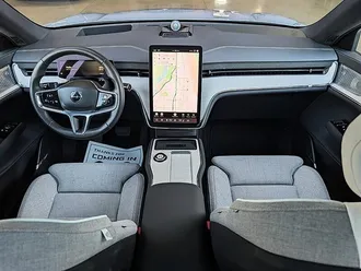 2025 Volvo EX90 Performance Ultra photo 3