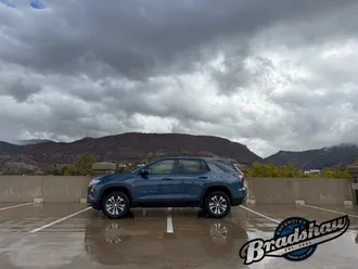 2027 Chevrolet Equinox photo 4