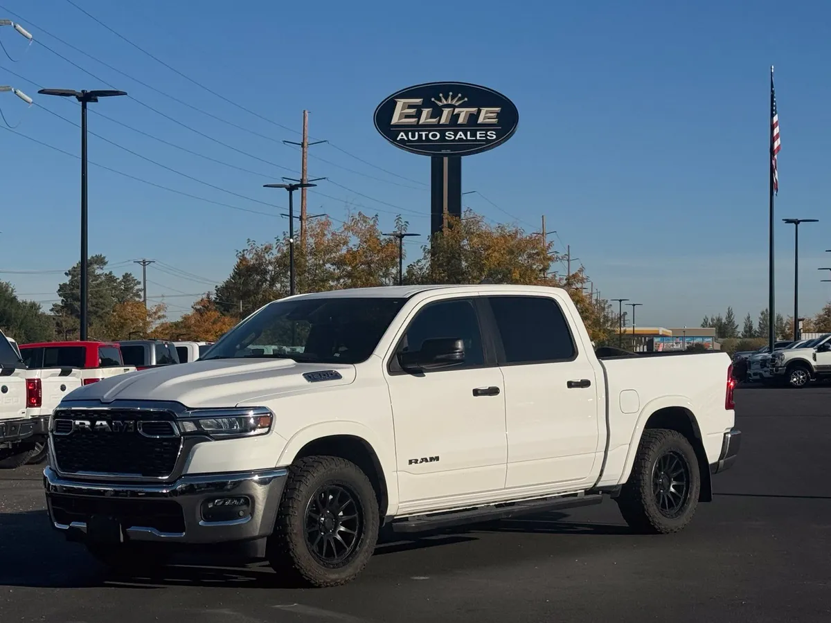 2025 Ram 1500 Big Horn/Lone Star