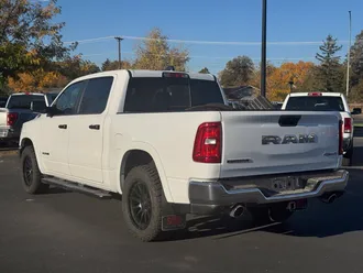 2025 Ram 1500 photo 5