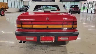 1993 Chrysler LeBaron photo 3