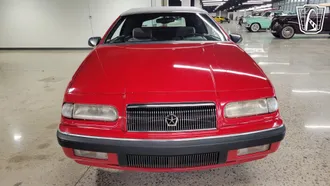 1993 Chrysler LeBaron photo 4