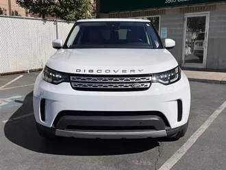 2019 Land Rover Discovery HSE photo 2