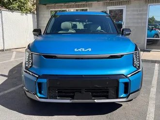 2024 Kia EV9 GT-Line photo 2