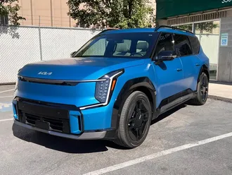 2024 Kia EV9 GT-Line photo 3