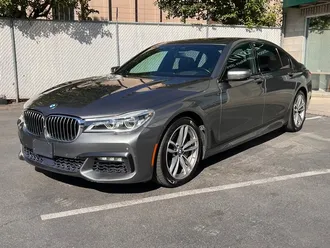 2016 BMW 7 Series 750i xDrive photo 3