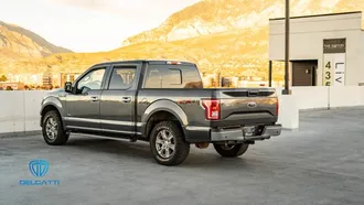 2015 Ford F150 SuperCrew Cab photo 3